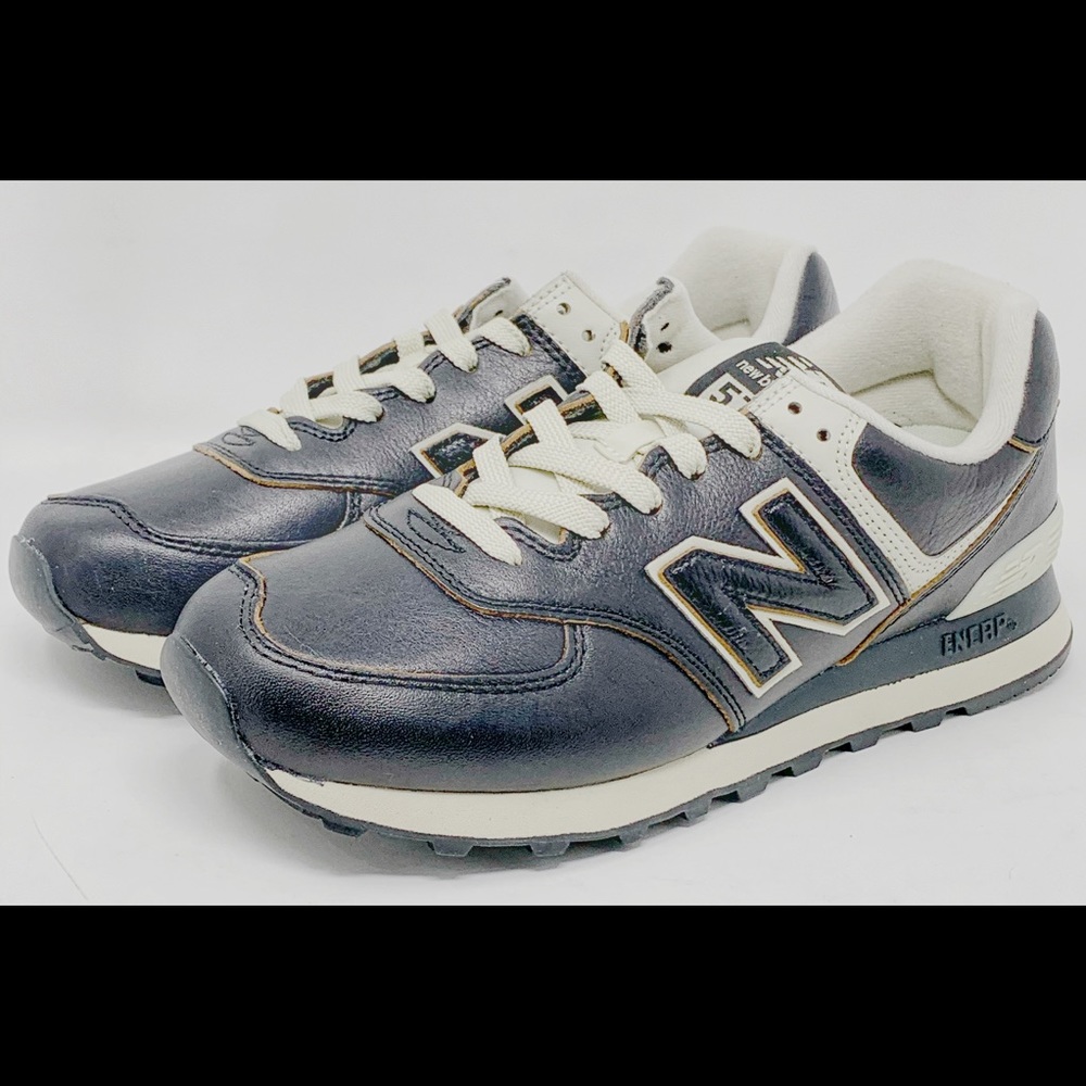 Brand new pair of New Balance 574 Black/Cream - Picture 3 of 9